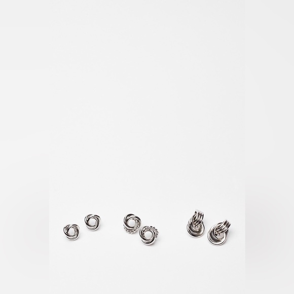 NASTY GAL Twistin' the Night Away 3-Pc Earring Set in GOLD new - Picture 2 of 4